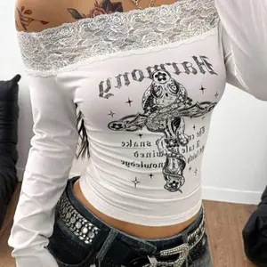 darlingaga Women's Gothic Longsleeves T-Shirt - Slim-Fitting Festival Tee, Lady Streetwear Feminist Witchy Graphic Top with Lace Detail, Patchwork Cut, Batwing Sleeves, Off-Shoulder Scoop Neck for Modern Magic Enthusiasts