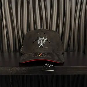 Virus Ántrax SnapBack hat-black/red suede