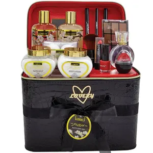 Jasmine Makeup and Spa Kit - 30Pc Bath and Body Set