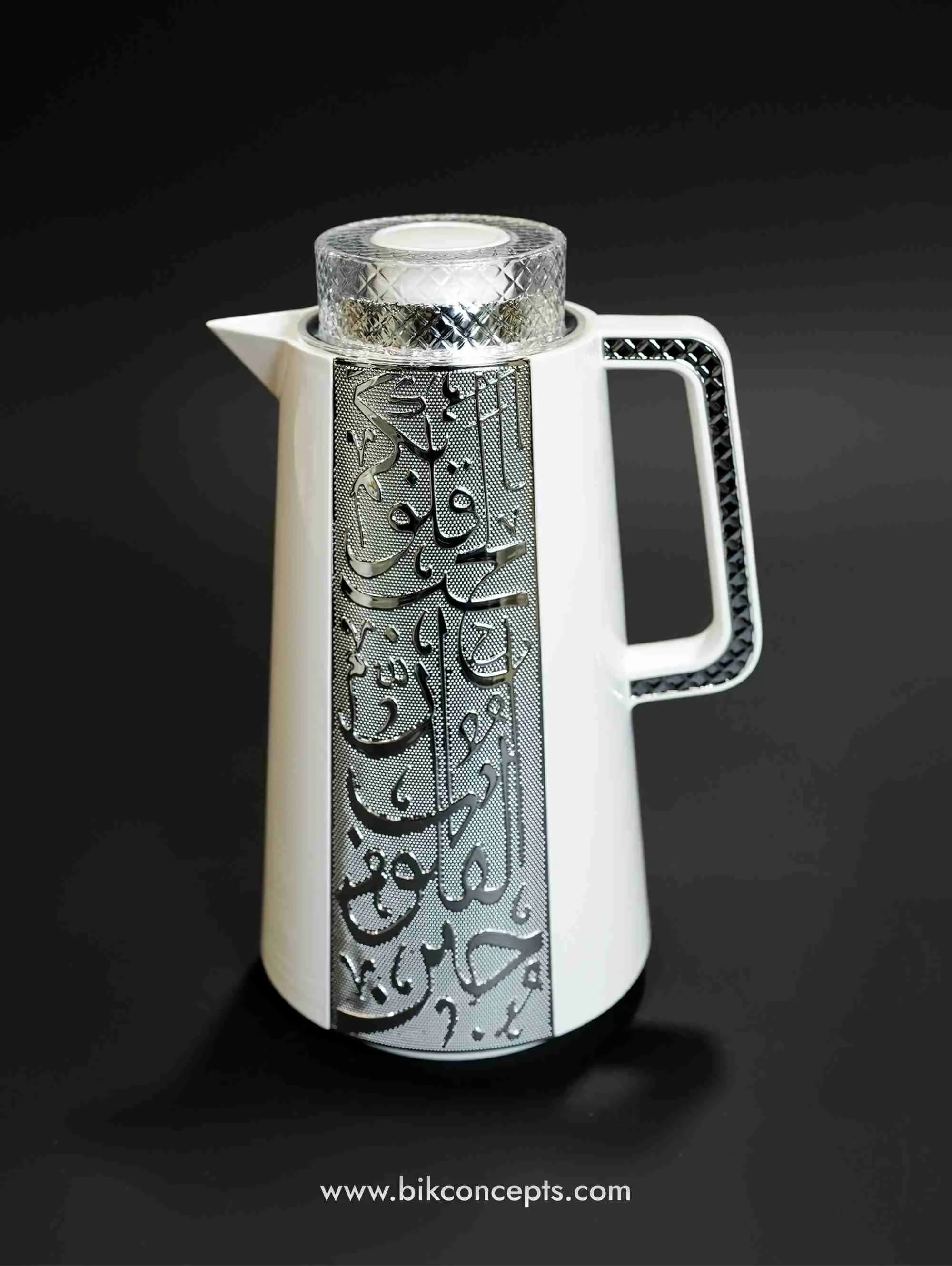 1L Insulated Glass Vacuum Flask - White & Silver Traditional Classic Arabic Dallah Coffee Flask with Calligraphic Design, Airtight Seal for Easy Pour & Heat Retention (Kitchenware Drinkware), Insulation