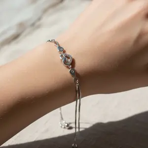 Elegant 925 Heart Design Bracelet