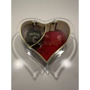 VINTAGE *NEW* Sankyo Heart Jewelry Music Box Plays "Light Up My Life"