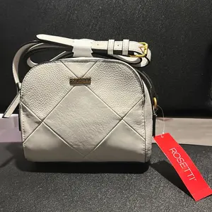 Rosetti bolsa - Versatile Compact Size Stylish Design for School Work or Casual Outings Durable and Practical Everyday Accessory