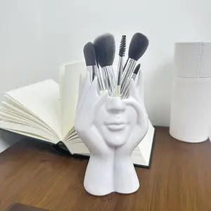 Unique Creative Body Art Makeup Brush Cup, Plastic Material, Handmade Desktop or Bathroom Cosmetic Organizer, Lightweight Fashion, Shockproof Design