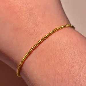 Solid color bracelet