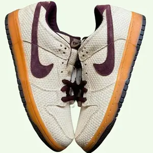 US 9.5- Nike Dunk Low Pro SB Red Hemp BRAND NEW 100% Authentic