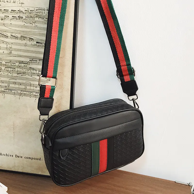 Men's Plaid PU Crossbody Bag - Lightweight and Compact Messenger Pouch for Smartphones and Daily Urban Commute, Digital Camera