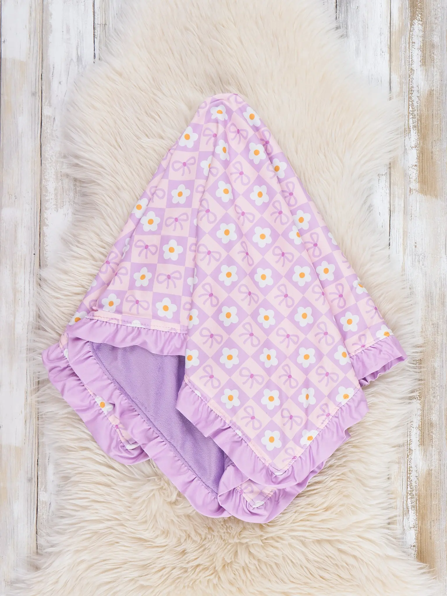 Sweet Bow Blossom Ruffle Blanket