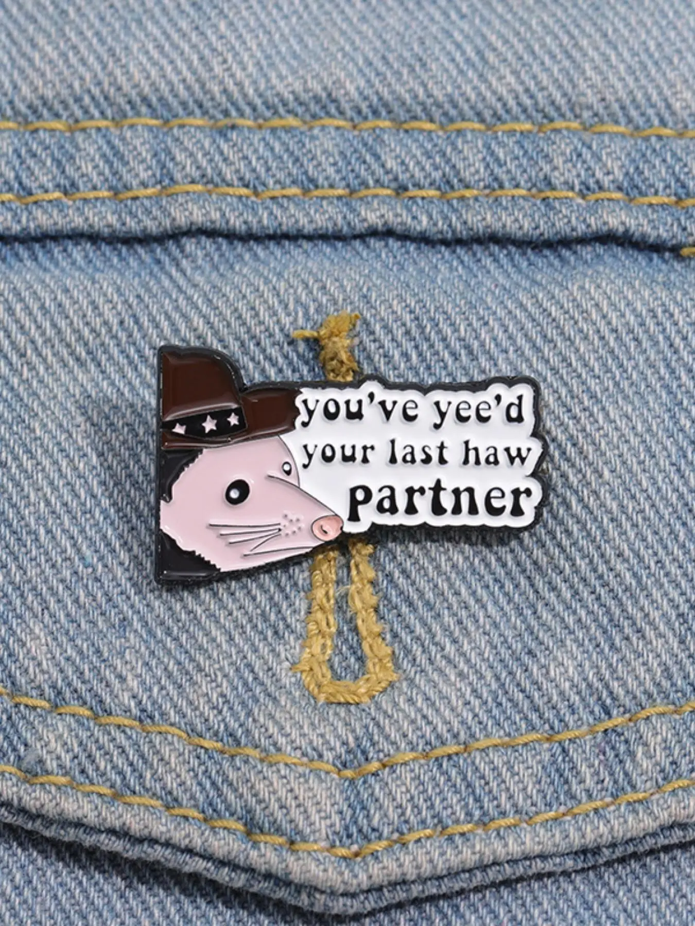 Fashionable All-match Cartoon Rat & Slogan Design Pin Brooch, Summer Fashion Alloy Badge for Daily Clothing Decor, Clothes Accessories for Men & Women