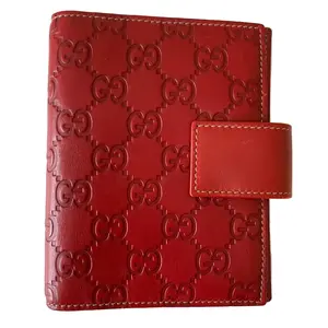 Pre-owned GUCCI Agenda Small Leather Goods GG signature red leather Planner authentic with COA