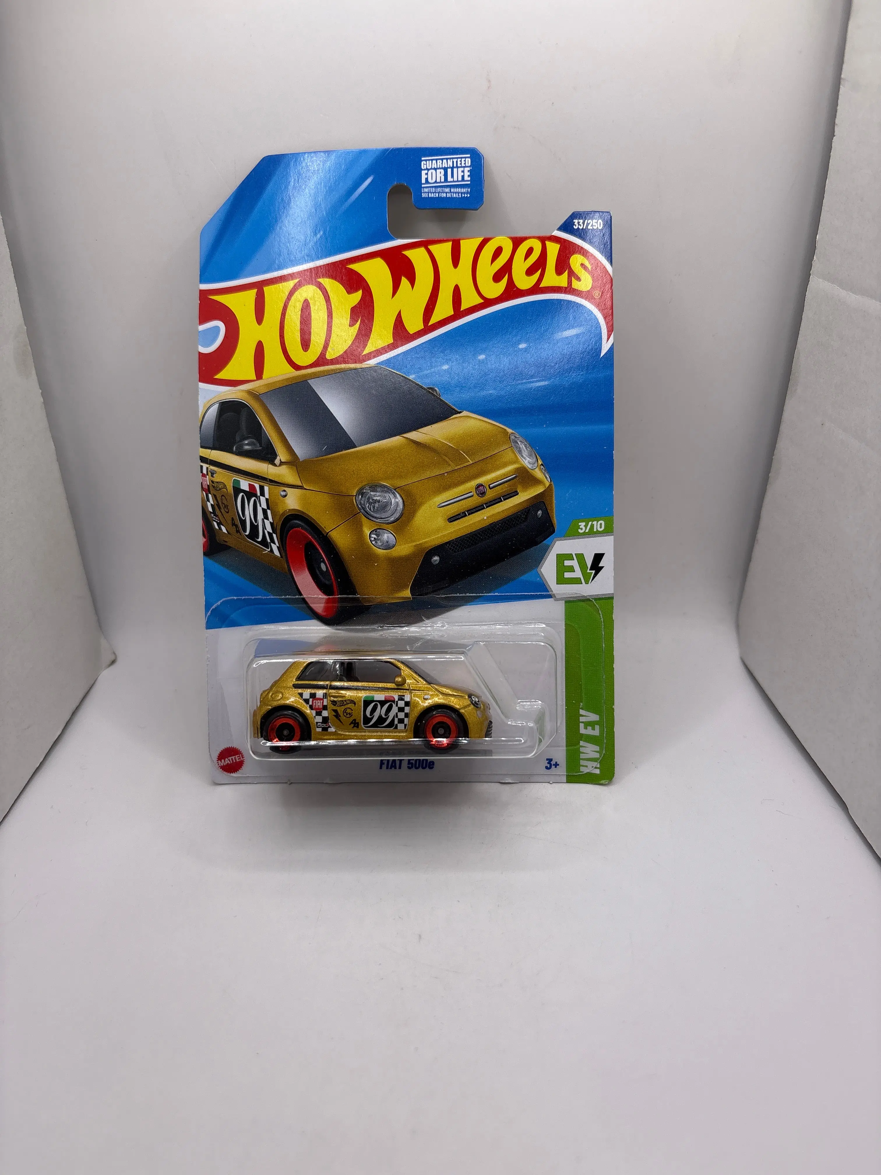 Hot Wheels Fiat 500e Diecast gold