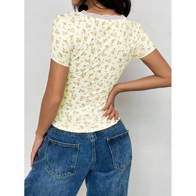 Summer Casual Floral Lace-Trimmed T-Shirt Pattern Women's Top, Slim Fit Cropped T-Shirt, Suitable for Daily Casual Outings