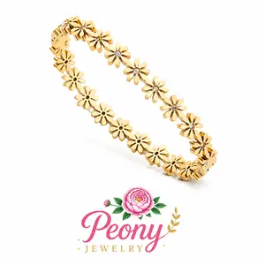 B163- Elegant Little Daisy Bracelet with Zirconias 18K Gold Plated!