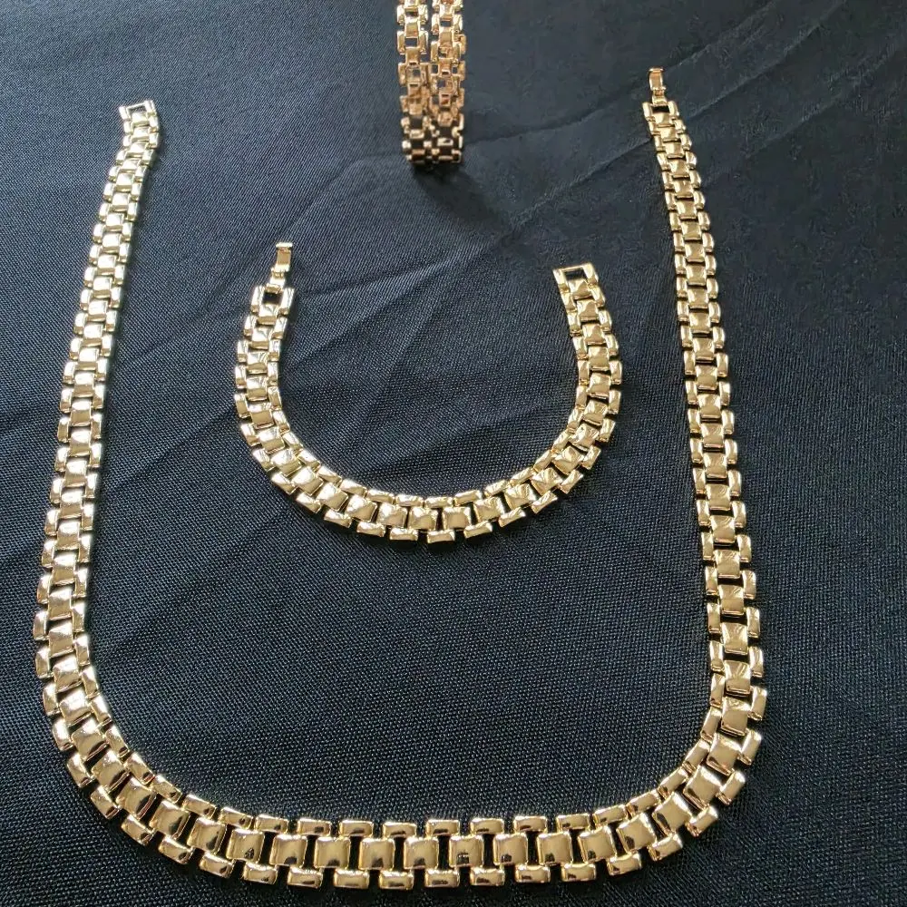 Rollie Chain Set