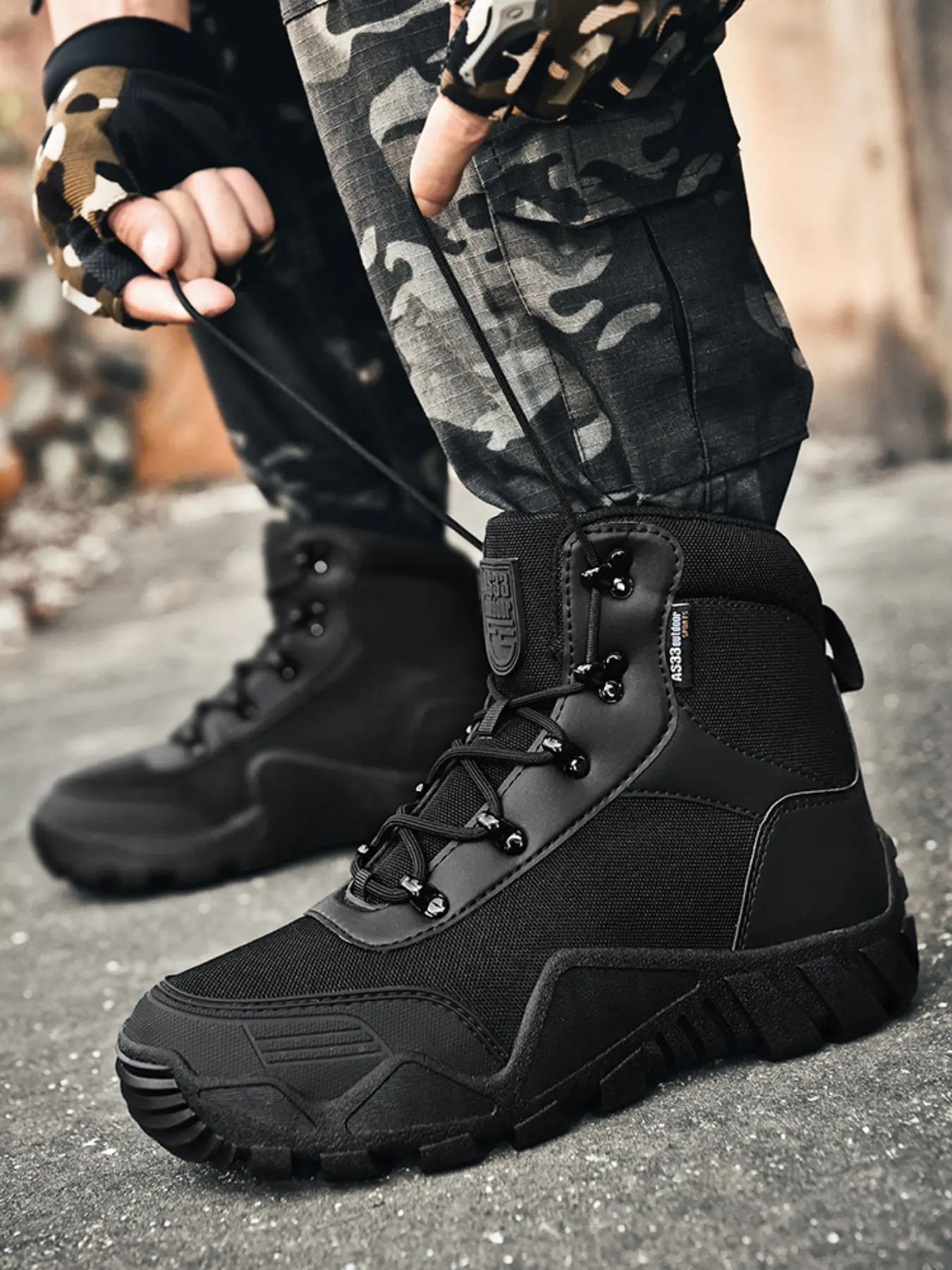 Men's Fashion Hiking Shoes New Arrival, Elegant, Suitable for Outdoor Sports, Mountain Climbing, Rock Climbing, Snowboarding