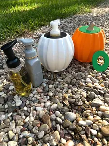 Pumpkin Soap Dispenser Holder – 3D Printed Fall Decor – White or Orange with Interchangeable Lids