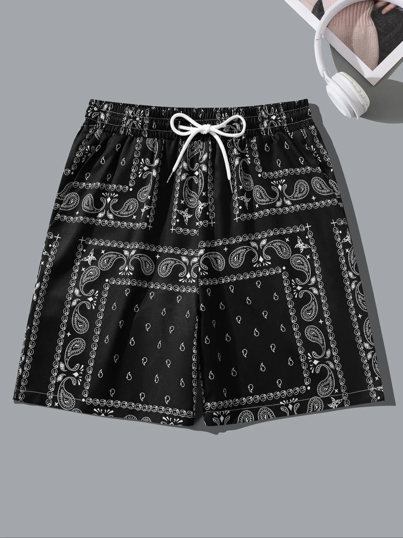 Men's Regular Fit Bandana Print Shorts, Casual Comfy Breathable Shorts for Summer, Men's Bottoms for Daily Wear, Drawstrings Shorts, Breathable Printed Shorts, Graphic Casual Shorts