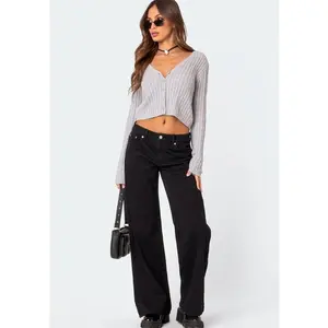 EDIKTED Daytime Low Rise Baggy Jeans - Rigid Denim Fabric 100% Cotton Women's Fashionable Comfortable Fit