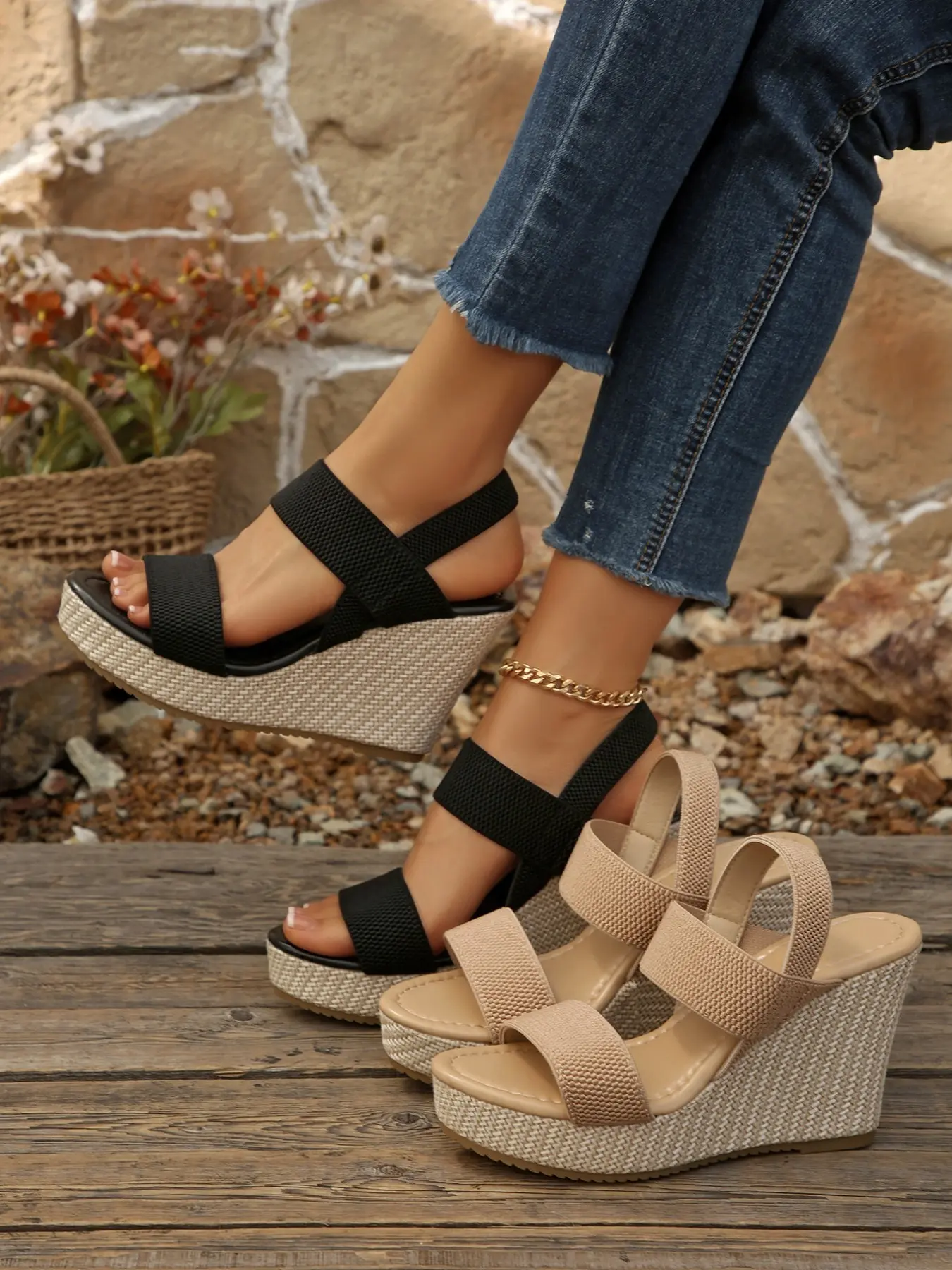 Summer New Fashion Women Cross Strap Heeled Wedge Sandals, Height-Boosting Comfortable Rubber Beach Shoes, Perfect for Short Stature, Versatile and Stylish, Summer Wedges