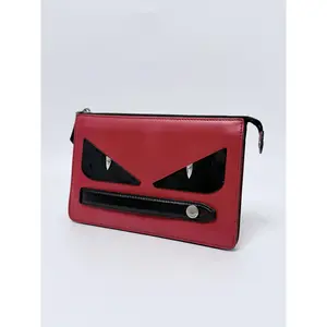 Pre-owned FENDI leather Clutches & Wristlets clutch bag JX301FD