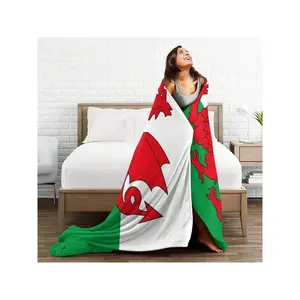 Welsh Flag Design Cozy Polyester Fleece Blanket - Red Dragon Print, All-Season Warmth, Versatile Throw For Home, Office, Or Travel-30*40in