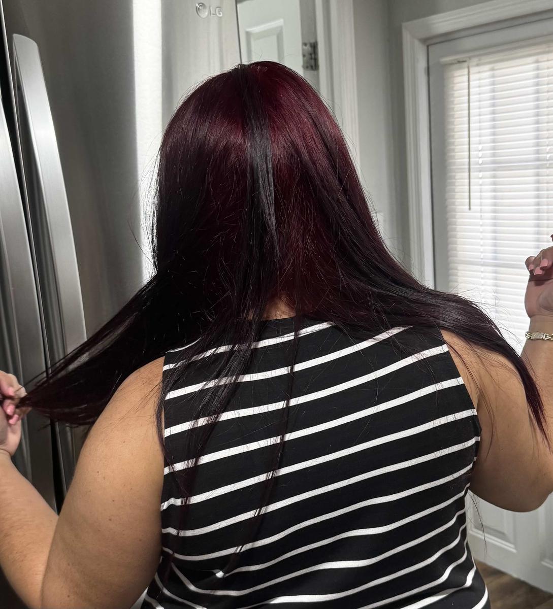 Item: RED VIOLET - Reflects