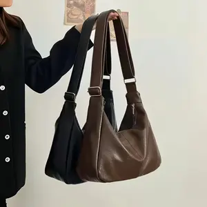 Vintage Fashion Women's Shoulder Bag Large Capacity Women's Tote Bag Fashion Commuting Casual Tote Bag Large Capacity Versatile Crossbody Bag Suitable for Dinner, Date, Shopping, Outdoor Commuting and Campus Style Women's Shoulder Bag Available in Black/B