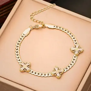 1PC Sparkling Flower Stainless Steel Bracelet – Daily Wear Gift for Her.