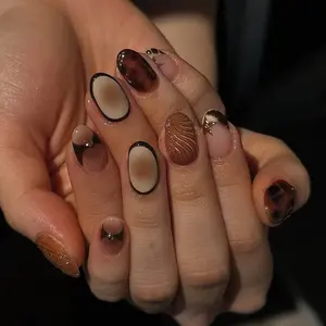 24-pcs short oval acrylic Handmade press on nails autumn/winter style, caramel macchiato, French style 3D three-dimensional gel, gilded retro Maillard series, portable fake nails, suitable for dates, parties, parties, outings, and other occasions.