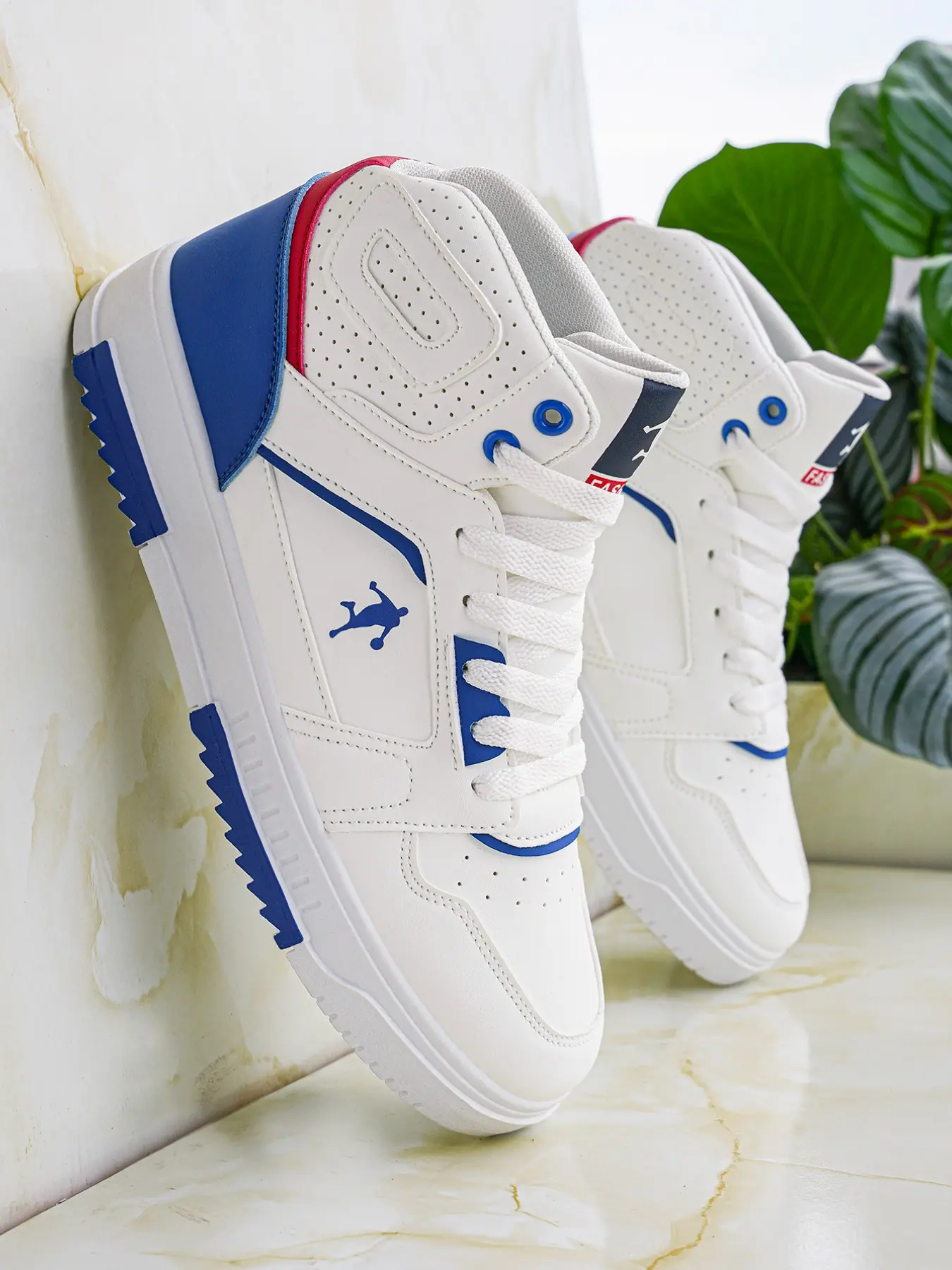 Men's white-red-white-blue high-top casual sneakers, Sports shoes, outdoor hiking and cross-country shoes, comfortable new basketball shoes, large sizes, street shoes for all seasons, commuting, fitness, and training
