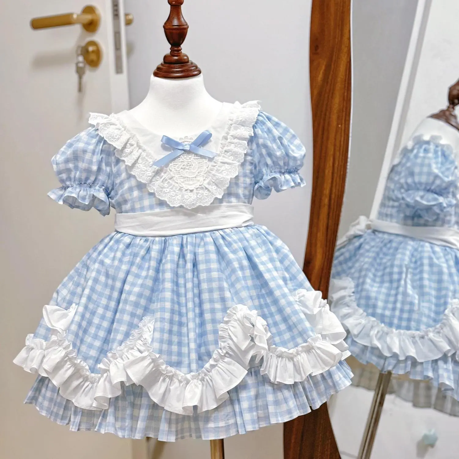 Girls Summer Blue White Plaid Dress Cute Puff Sleeve Ruffle Cotton Dress Toddler Kids Sweet Princess Outfit 2026 New