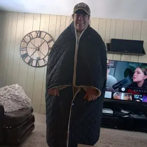 PETREL Christmas Gift Heated Blanket Jacket Battery Operated, Portable Heated Shawl Poncho Coat with 3 Heat Levels,Electric Outdoor Heating Throw for Camping,Traveling,Picnics,Machine Washable