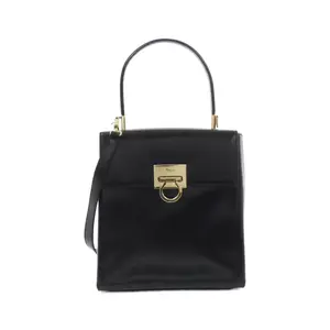 Pre-owned SALVATORE FERRAGAMO Calfskin Shoulder Bags Leather Shoulder Bag