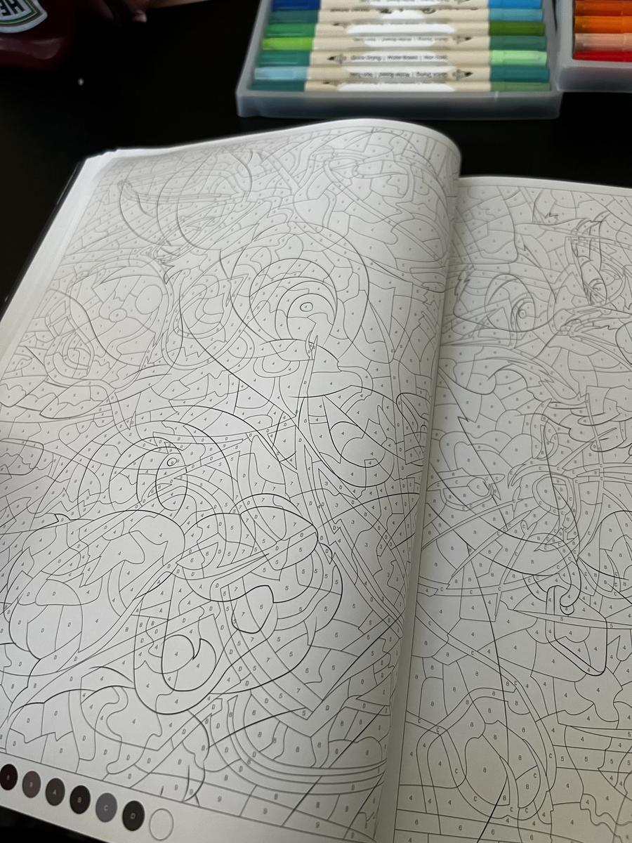 Item: 36 Dual Tone Brush Tip Marker, including 72 Colors