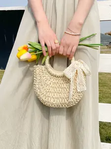 Sweet and practical texture retro woven crescent bag, fashionable and casual minimalist style with elegant atmosphere, lace bow decoration design, suitable for beach vacations, shopping malls, parties