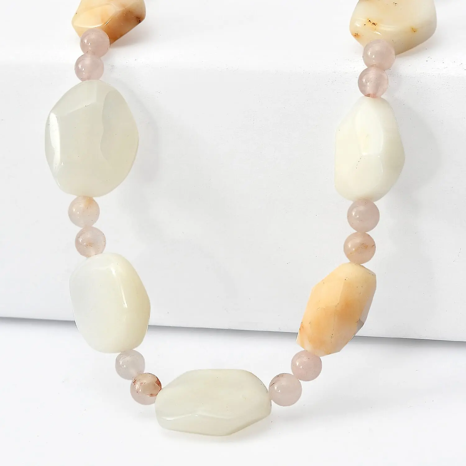 EverTrue White Opal Tumble and Galilea Rose Quartz Beaded Necklace (20 Inche) in Platinum Bond 360.00 ctw