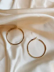 Hailey Hoops (large)