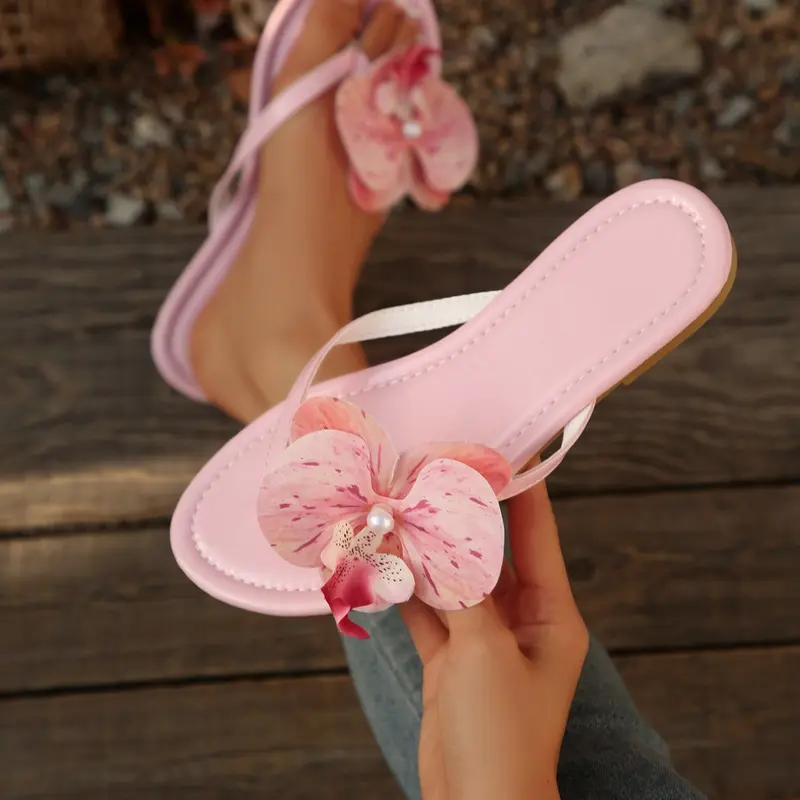 Plus Size Summer Korean Style Floral Flat Flip Flops, Elegant & Comfortable Rubber Design for Daily Wear, Perfect for Beach Vacations Sandal, Classy, Fashionable Floral Sandals, Cute Sandals, Flat Shoes Sandals