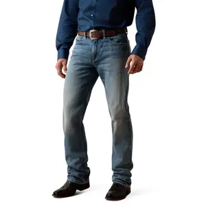 Men's M2 Traditional Relaxed Chet Boot Cut Jeans