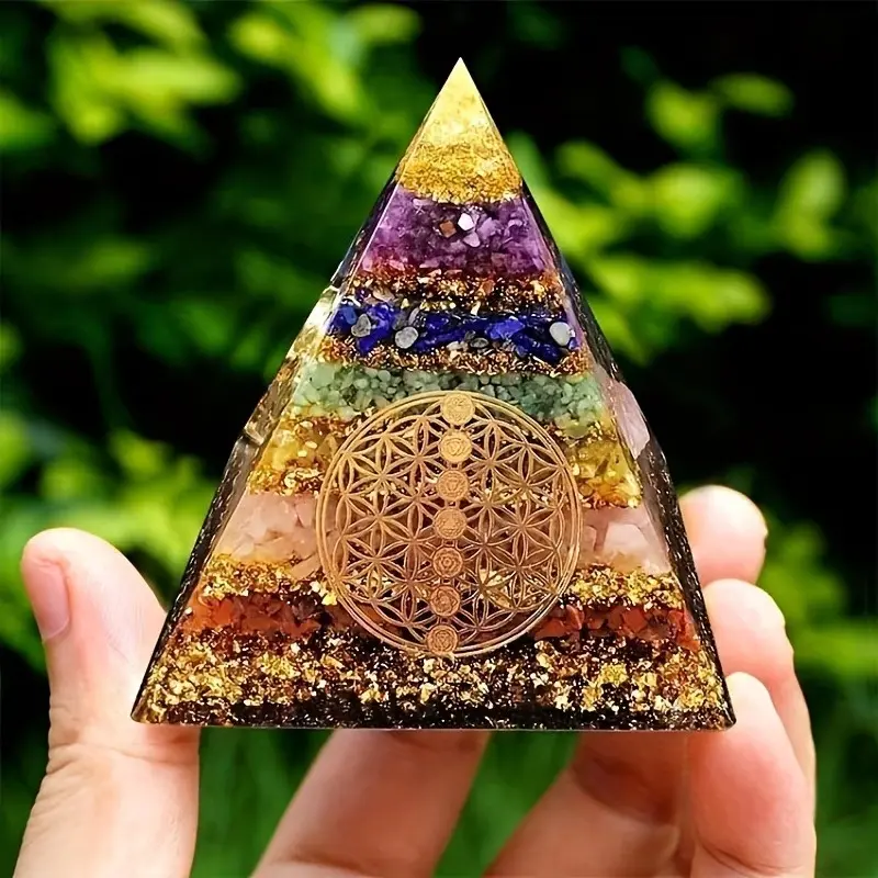 Crystal Ball Pyramid Gravel Drop Glue Artificial Crystal Decorated Home Decoration Ornaments, Living Room Study Decor, Mediterranean Style Wedding Party Centerpiece, Crystal Decorative Ornaments