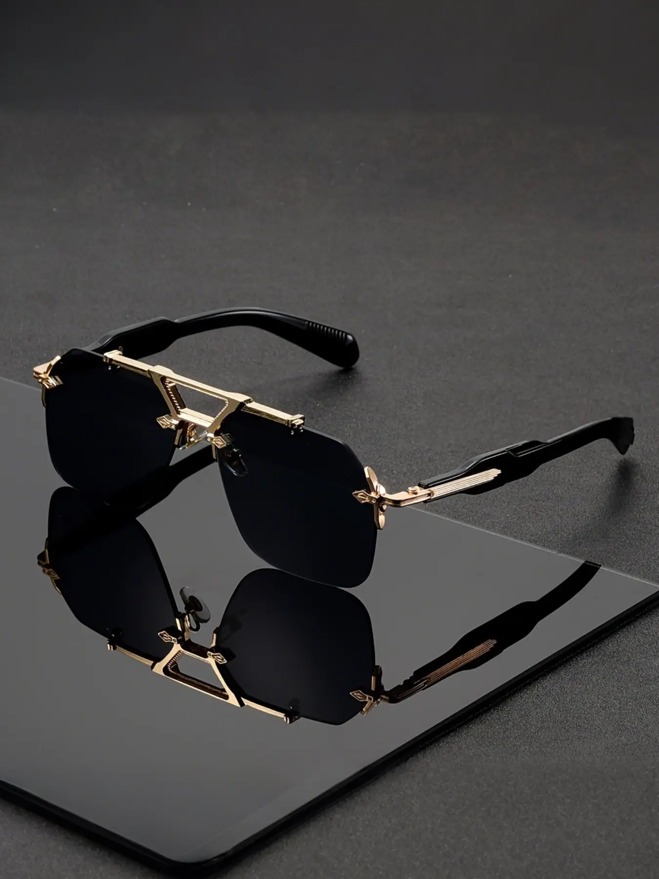Men's Metal Frame Sunglasses, Large Beam Design, Luxury Driving Style, Street Photography Trendy Look, All-Season Wear, Tinted Lenses Sunglasses, Trendy Styling Sunglasses