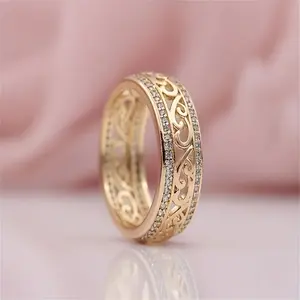 1pc Women's Hollow Pattern Inlaid Diamond Ring, Women's Fashionable and Unique Jewelry