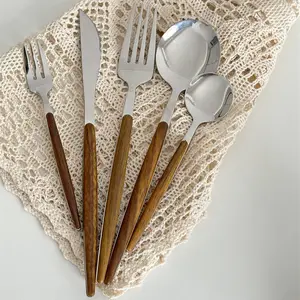 SongTaiins Retro Vintage Wooden Handle Steak Cutlery Set Stainless Steel Knife Fork Spoon 3 Piece Commercial Dessert Fork Fruit Salad Fork Dinner Sets