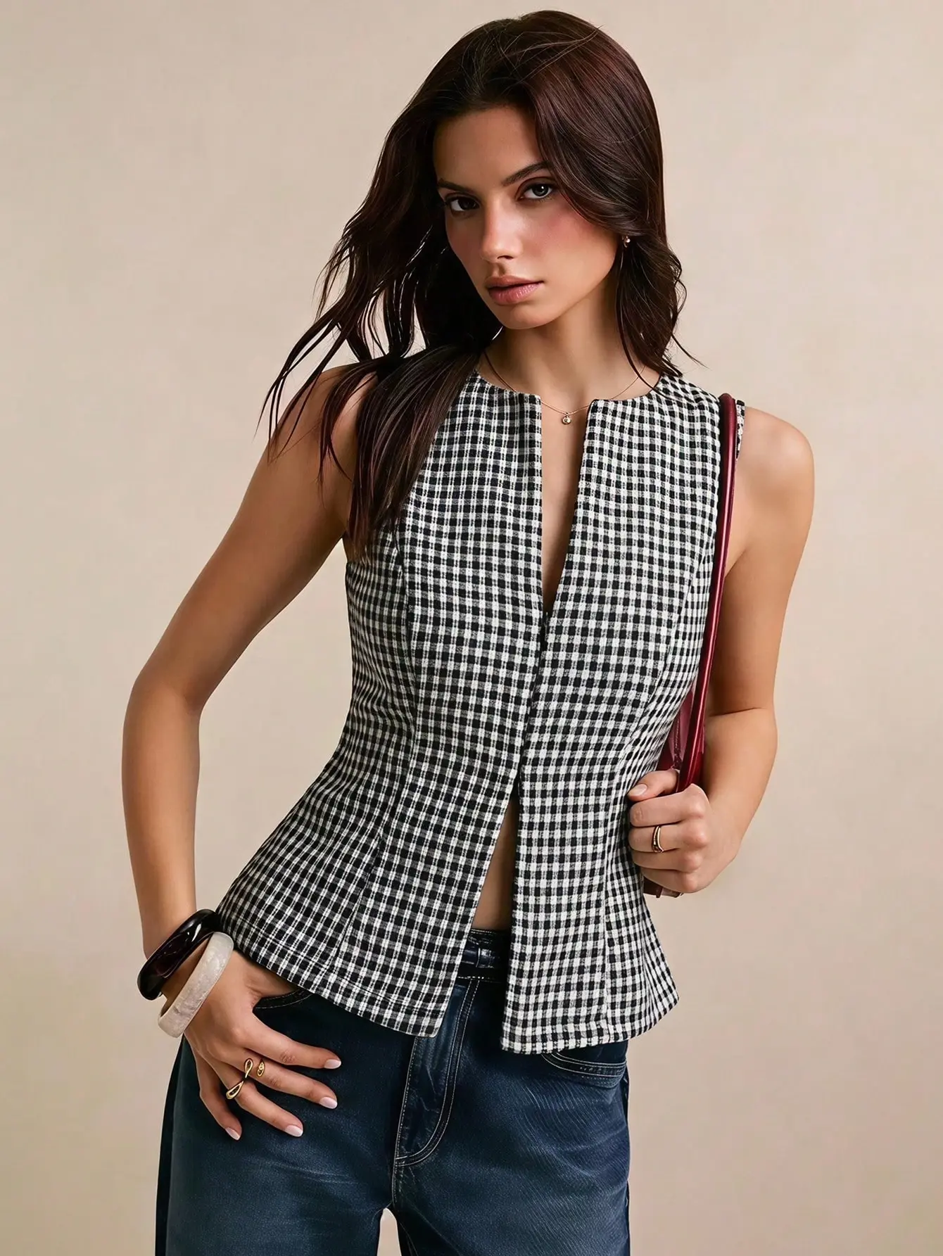 VYNCE Women's Sleeveless Beige Blazer Elegant French Fitted Suit Vest Waistcoat Vintage Office Summer Brunch Attire