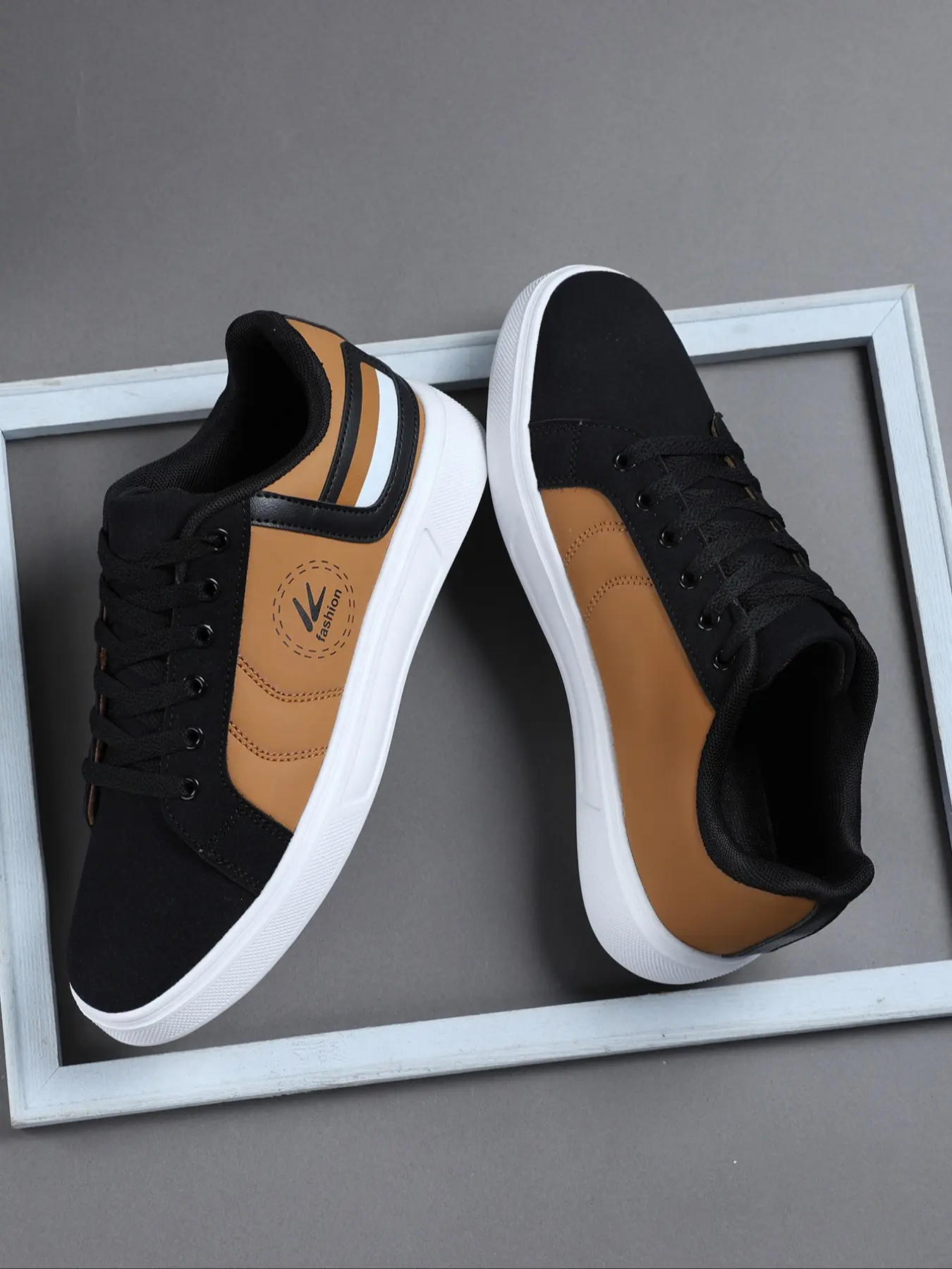 Men's Low Top Sneakers Casual Outdoor Sports Shoes, Comfortable Breathable Laces Dual Color Patchwork Walking Shoes, All Seasons Sneakers