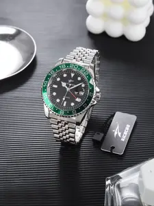 RICECGO men's quartz stainless steel wristwatch, green circle steel chain design, black dial date display, business and leisure style, precise timekeeping, showcasing exquisite taste