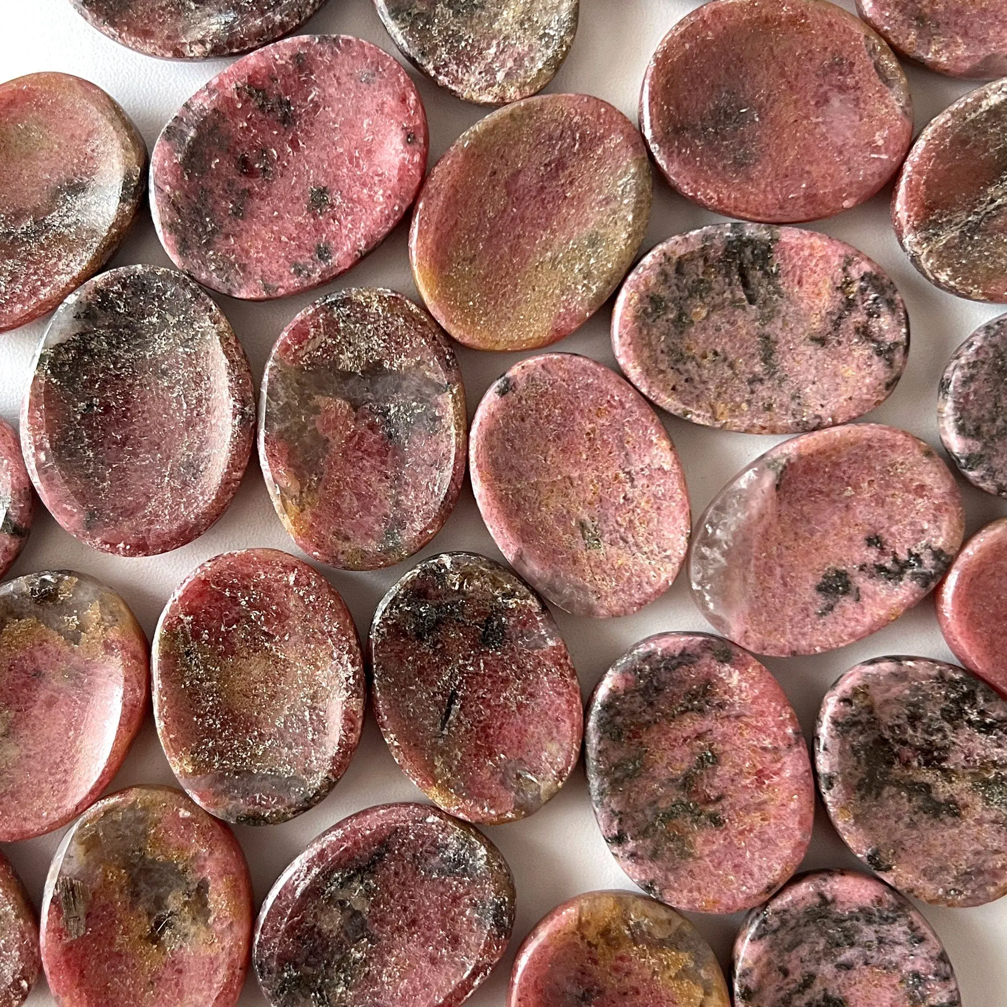 Rhodonite in Quartz Worry Stone