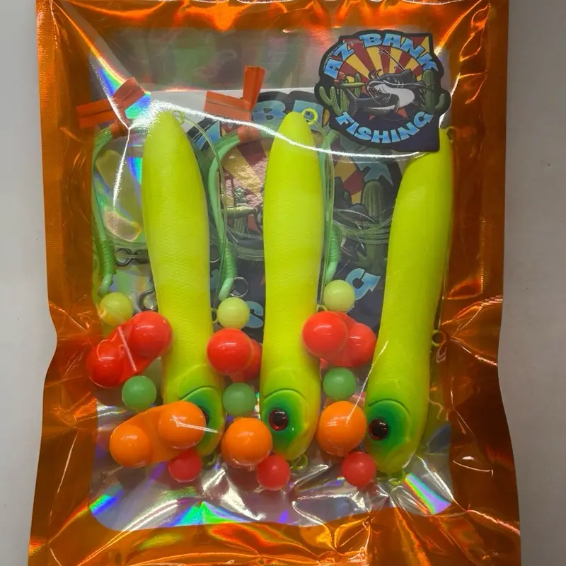 8/0 Hooks with 4 inch spooks and 80lbs leader line.