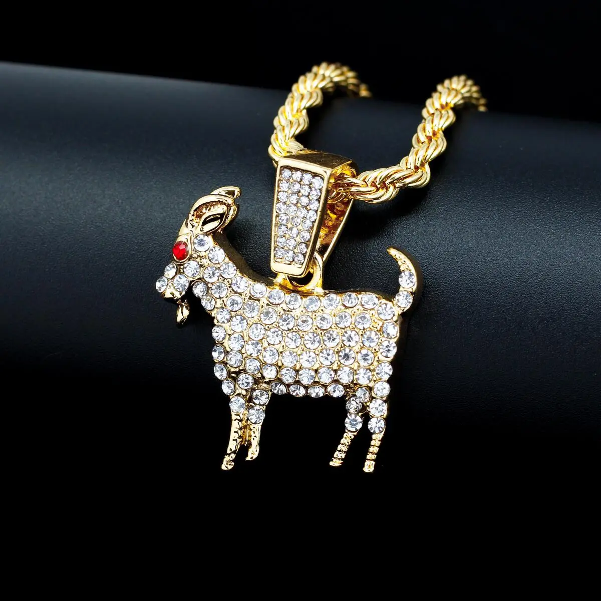 MaxBling81 30x30mm Gold Goat Animal Pendant Whimsical Necklace with 4mm Rope Chain (18in,20in,24in) - Hip Hop Cubic Zirconia Sparkling Fashion Accessory for Daily Wear, Halloween Gift, Gold Pendant, Adults, 30Mm X 30Mm