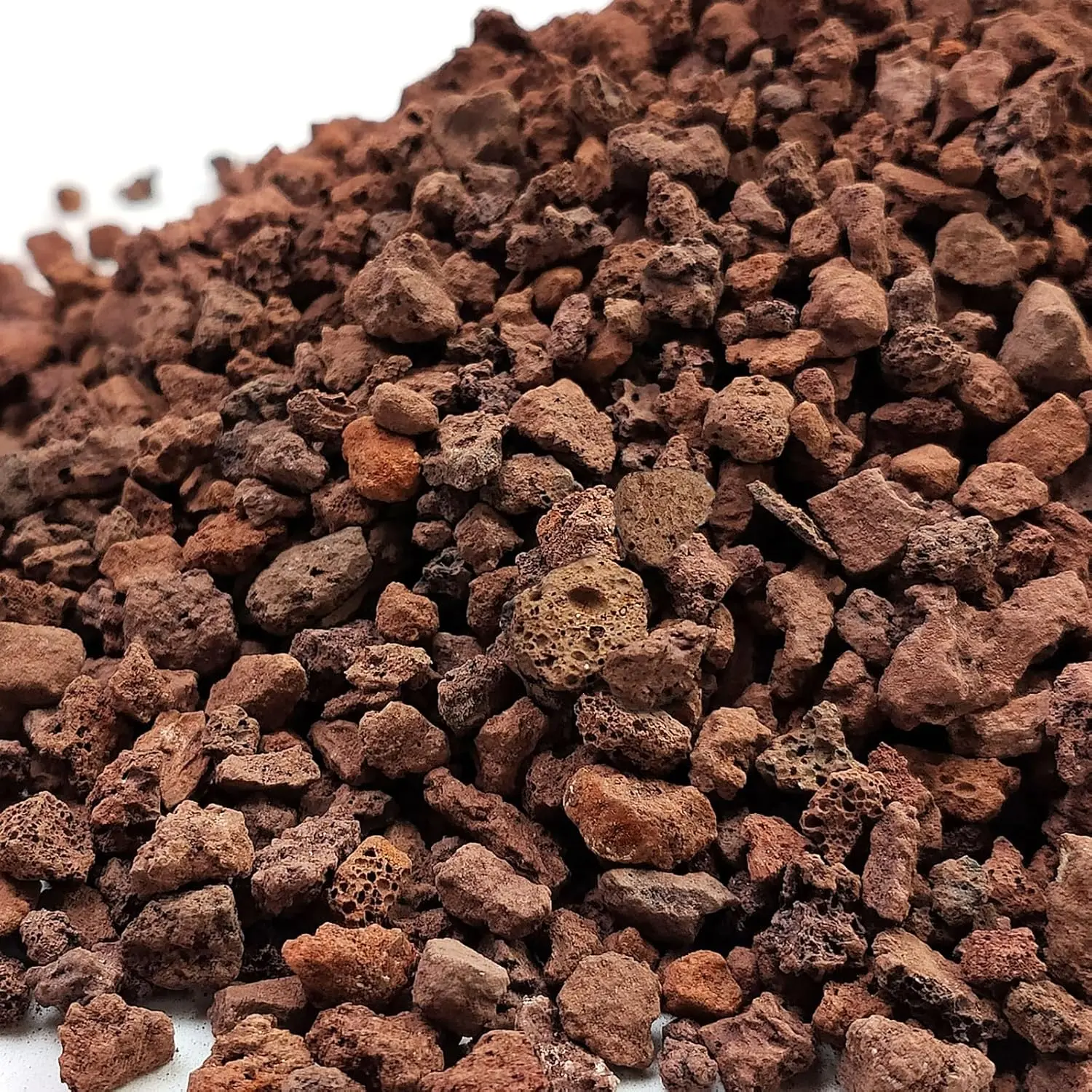 2 lbs Red Lava Rocks for ,1/4 Inch Crush Volcanic Rock Gravel Potting Mix for Succulent Cactus Bonsai Aquarium Fire Pits and Garden Landscaping